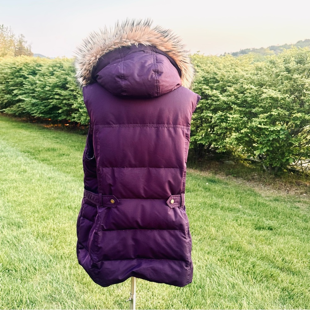 Lands’ End down puffer plus size vest with detachable hood - Picture 7 of 15